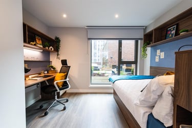 1 bed studio, Nelson Street, Holylands, Belfast, BT151BH - Image 4
